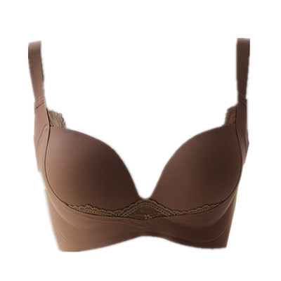 无痕立体调整型防下垂无钢圈文胸