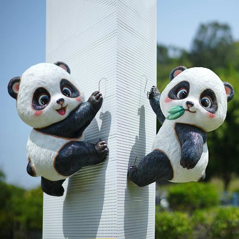 仿真爬墙大熊猫雕塑玻璃钢攀爬户外商场网红店商业街门头墙壁装饰