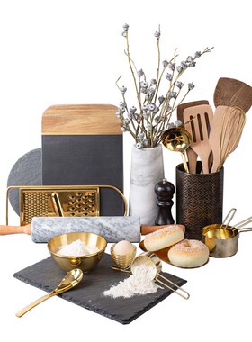 厨房菜板擀面杖黄铜量勺研磨摆件