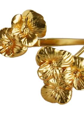 MONSECRET 2026春季新款错位交叠花卉开口手镯轻奢小众花朵造型