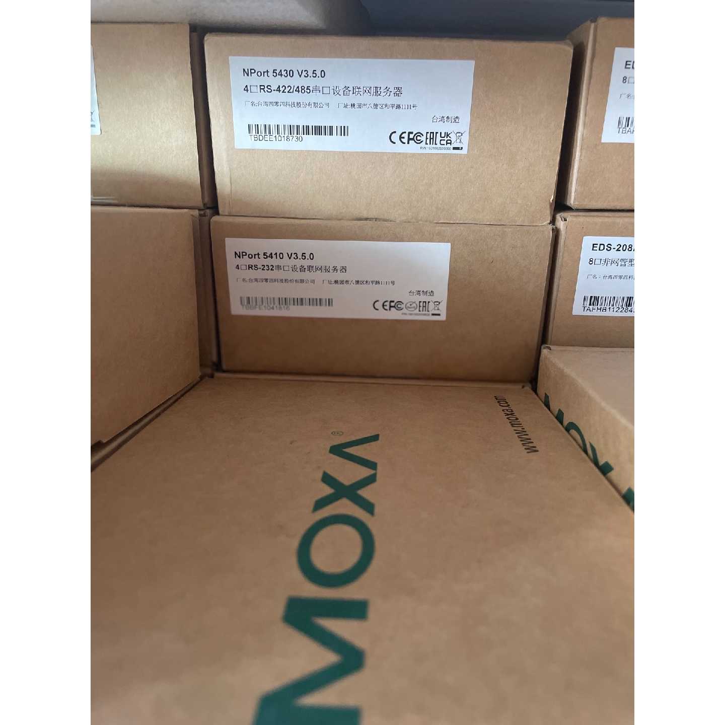 MOXA NPort 5430 口RS-422/485串