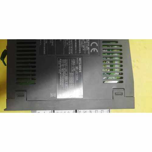 议价MR-J3-100A三菱伺服驱动器成色漂亮保修三个月 议价