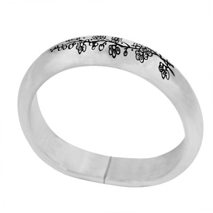 手工银手镯女999纯银开口实心复古银饰妈妈款古法马蹄形足银镯子