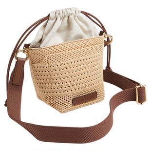 [折扣推荐]CHARLES&KEITH水桶包CK11-10782618镂空编织抽绳斜挎包