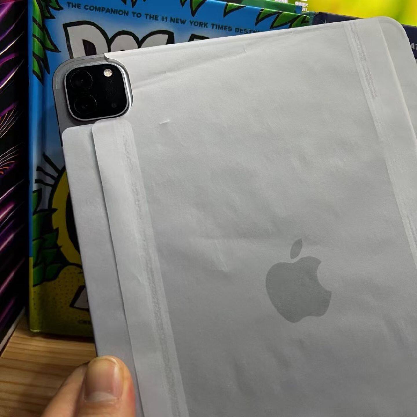 iPad Pro 2022款11寸 M2芯片 256G WiFi版 平板电脑