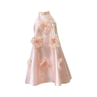 名媛气质甜美重工立体花朵镶钻挂脖无袖露肩A字连衣裙短裙女春夏