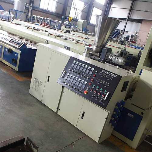 PVC板材设备 PVC塑料板材挤出机设备 护墙板木塑板材生产线厂家