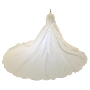 简约2020新款一字肩宫庭复古缎面婚纱明星同款V领春季长袖大拖尾