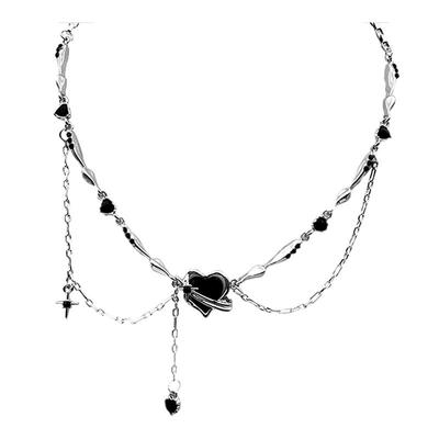 朋克暗黑爱心吊坠项链