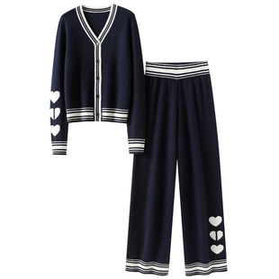 我自有姿态~爱心提花加厚100%纯山羊绒开衫女羊绒裤子女外穿套装