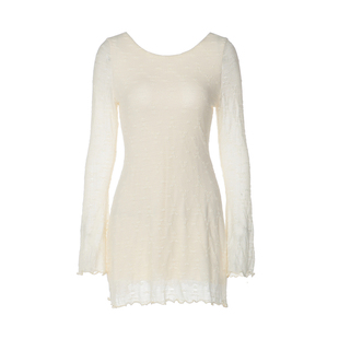 纯欲风碎花长袖连衣裙2026初秋新款辣妹性感露背收腰显瘦百搭短裙