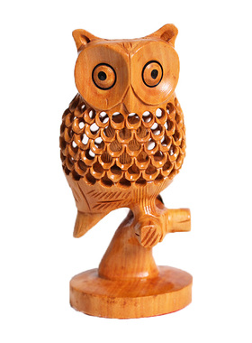 手工精雕黄杨木猫头鹰摆件东南亚