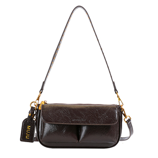 法棍包包女式新款时尚小众复古柳钉单肩腋下包高级感双口袋斜挎包