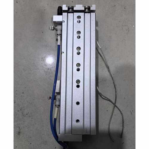 在线议价亚德客滑台气缸HLS25X150SB，实物拍摄，成色如图，功