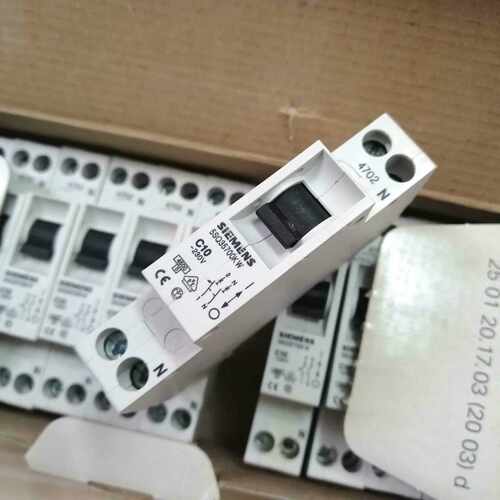 议价5SQ3570-0KW10 正品西门子SIEMENS低压断路器 5SQ35700KW C10