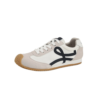 大码女鞋41到43春季2025新款显脚小复古德训鞋运动小白单鞋阿甘鞋