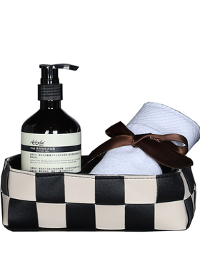 卫生间摆件现代香薰毛巾装饰品