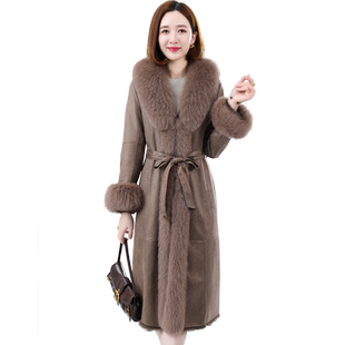 獭兔毛真皮毛一体外套女2025冬新中长款高档温柔狐狸毛领皮草大衣