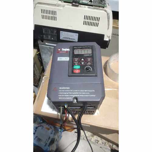 溢价-誉强YQ3000V7402P2G变频器2.2KW三相