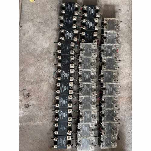 库顿KSI380D40L固态继电器成色如图物拍前询价下单