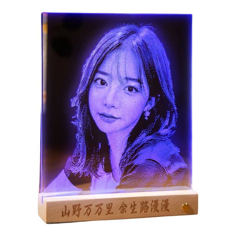 手工雕刻锤子玻璃画定制