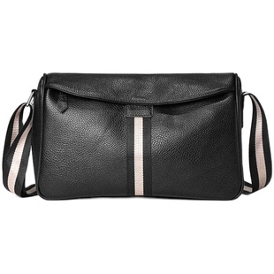 轻奢通勤男包潮流时尚男士撞色条纹大容量配牛皮枕头包斜挎包包