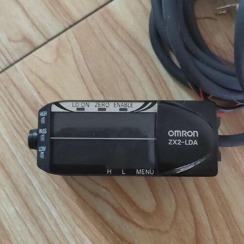 ZX2LDA11位移感测器放大器拆机