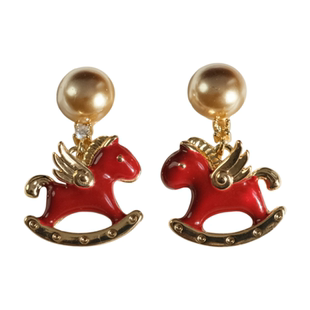 《红运小马》新年氛围感酒红色本命年摇摇马珍珠耳钉耳环耳饰耳坠