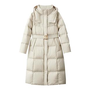 Amii2025冬新款温暖轻盈连帽配腰带鸭绒泡芙羽绒服女长款外套大衣