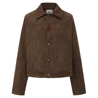 领口暗纹刺绣短款麂皮纽扣夹克