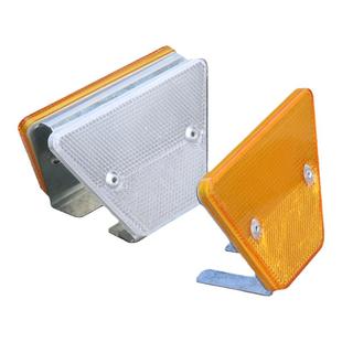 波形护栏轮廓标双面单面太阳能高速公路护栏反光标梯形反光片黄白