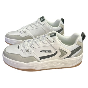 特步云帆板鞋男2025秋季新款皮网结合透气运动休闲鞋975319310017