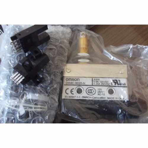议价实拍现货OMRON正品全新开关EE-SX672P D4MC-5020-N 假一赔十
