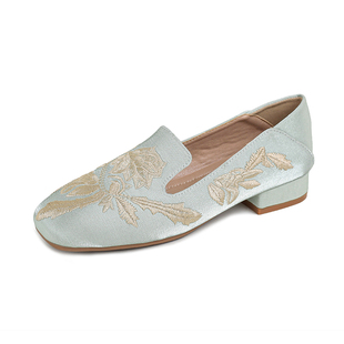 国风单鞋女2025夏季新款复古新中式平底鞋汉服刺绣旗袍鞋软底瓢鞋