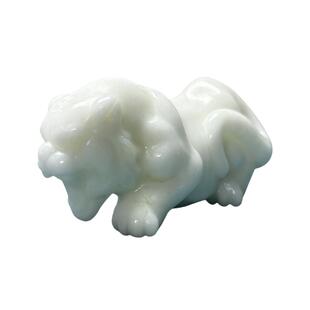 蓝田玉虎生肖摆件西安产地官方正品天然一级白玉料精雕生肖手把件
