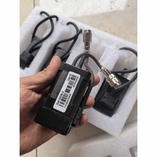 SEA04RA42闭环式步进电机全新机4台功能正常