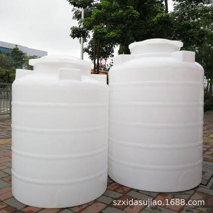 厂家批发HDPE2.5吨滚塑料水桶 2500升耐酸碱塑料桶 塑胶水桶