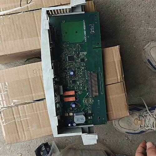 询价E82EV000-0B000CP伦茨8200，CPU主板，成