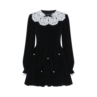 Palglg赫本风黑色丝绒连衣裙女冬季收腰甜美千金风蕾丝生日花苞裙