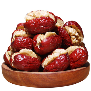 新疆特产红枣夹核桃仁独立小包装核桃大枣夹核桃健康早餐休闲零食