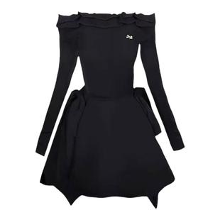 现货C位小黑裙法式一字肩连衣裙生日小礼裙收腰黑色高级感气质裙