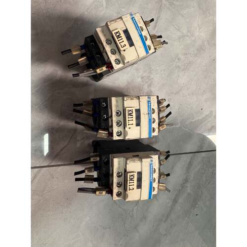 在线议价施耐德交流接触器LC1D09BD原装正品，拆机件，成色还可以