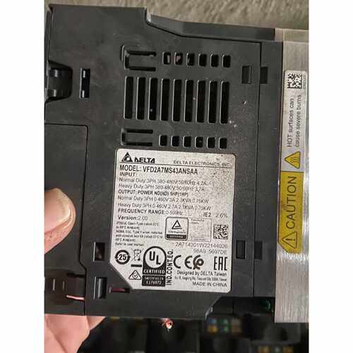 议价变频器台达变频器MS300型号成色如图一共3台型号可维修