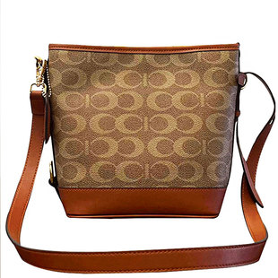 包包女新款2026水桶包大容量复古真皮单肩包高级感小众时尚斜挎包