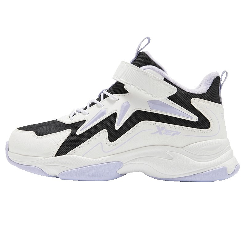 特步童鞋秋冬新款中大童女童加绒雪地休闲鞋儿童运动防滑耐磨棉鞋