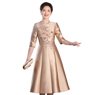 香槟色妈妈婚宴装礼服2025新款高贵洋气年轻喜婆婆婚礼喜服小个子