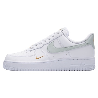 NikeAF1女低帮厚底白色板鞋