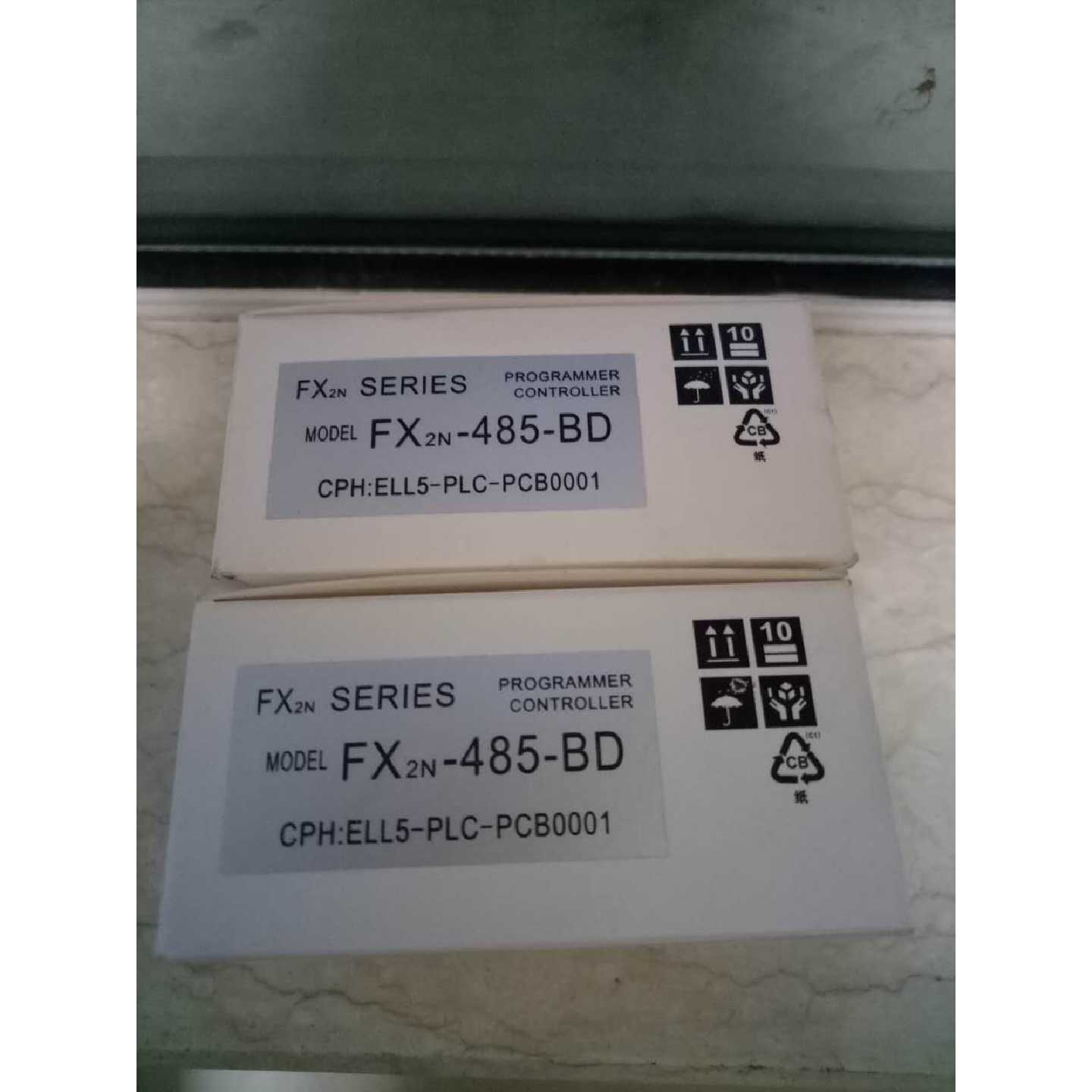 议价FX2N-485BD三菱PLC通讯板 FX2N系列扩展板 FX2N-485-BD通讯模