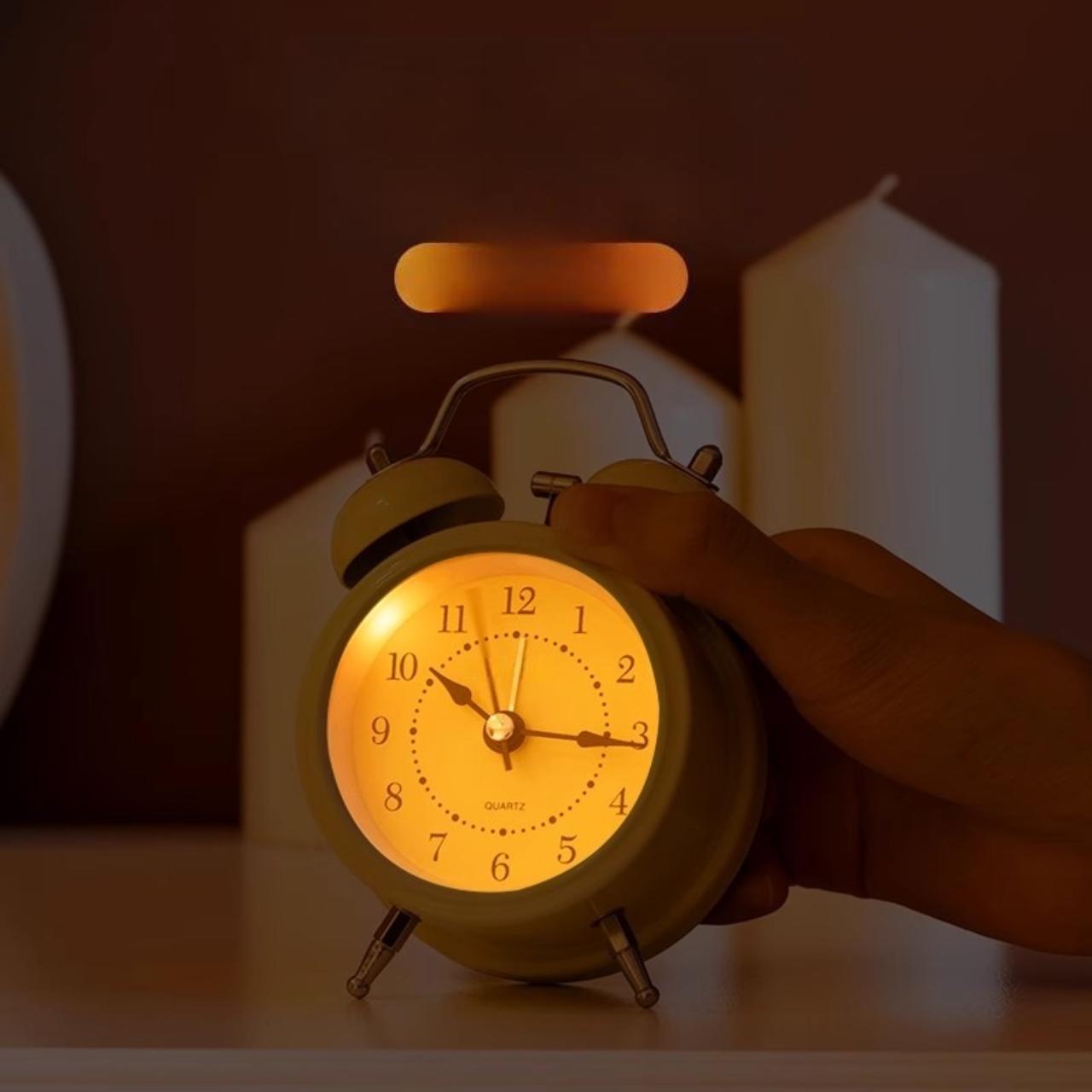 闹钟强力叫醒学生专用男女孩儿童起床闹铃大声学生用夜光2024新款