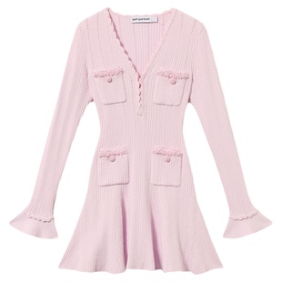 self-portrait 2026早春新款粉红色V领长袖打底针织连衣裙短裙